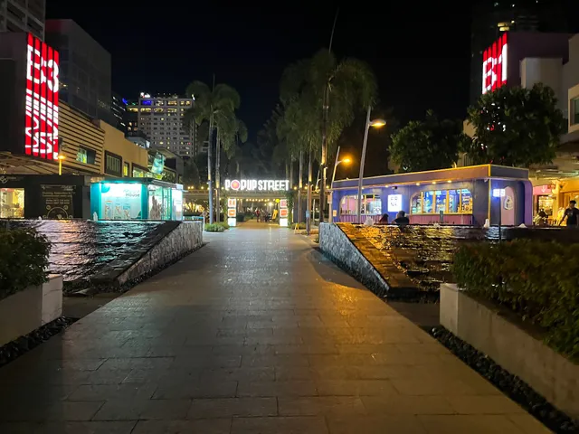 Bonifacio High Street