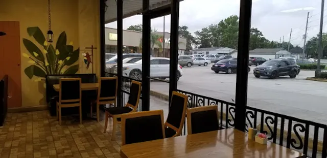 Chateau Orleans Po-Boys