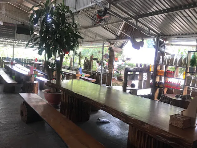 Gà nướng cơm lam Đà Lạt - Quán Khương Duy 2