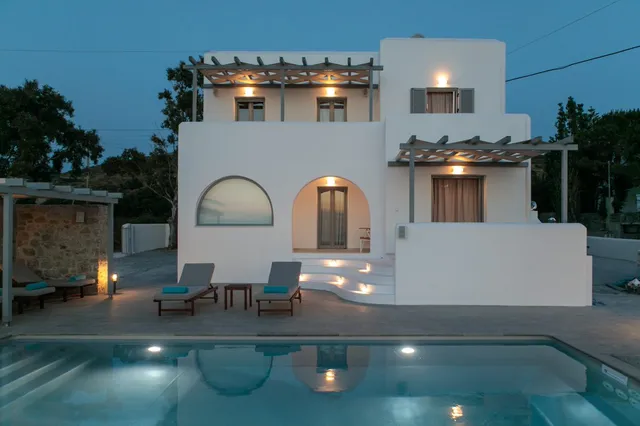 Naxos Infinity Villa and Suites