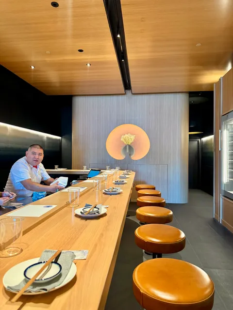 mosonori | Japanese handroll sushi bar | Sand Lake