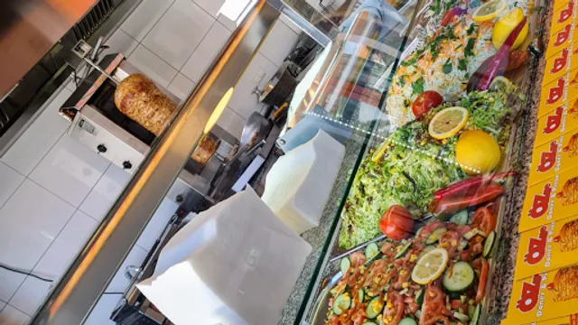 Özge Döner & pizza haus