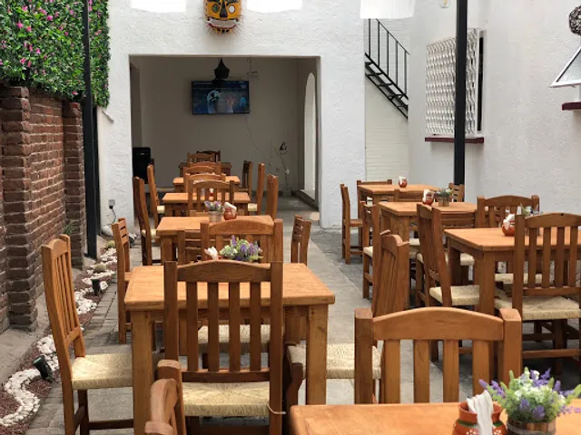 Barbacheria Alingo Lingo