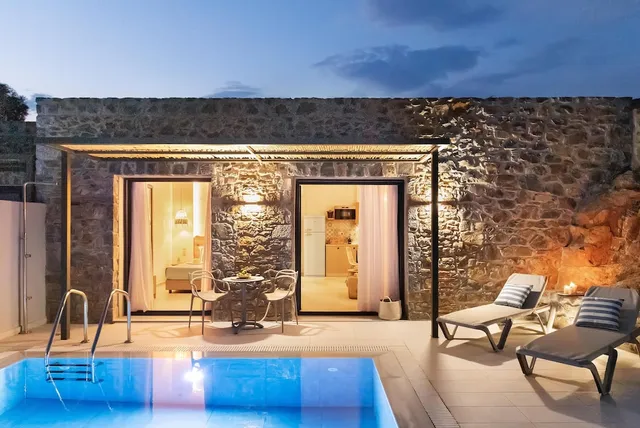 Varkotopi Apts-Villas