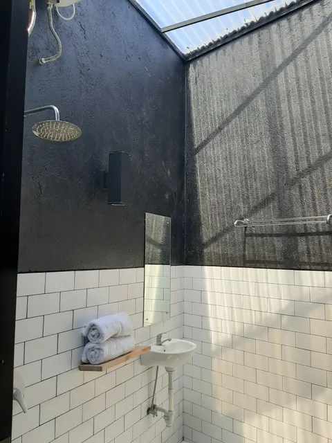 Escotel Jalak Guest House