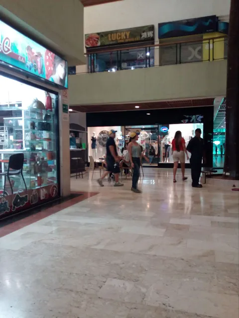 Doral Center Mall