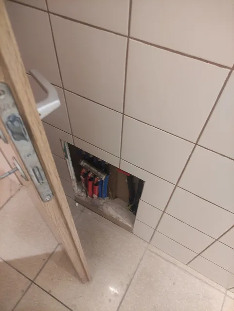 Ben Azariah room's - flea market old Jaffa