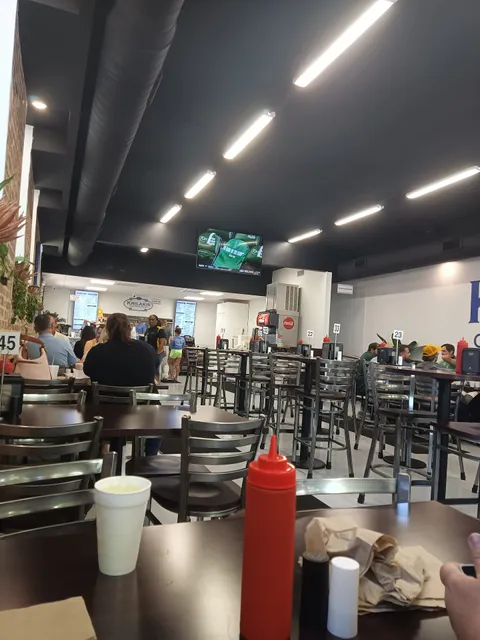 Krilakis Olde Towne Clinton Gyros Salads & Burgers