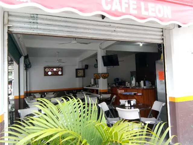 Cafe Leon