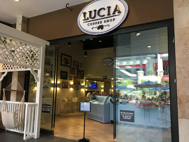 Lucia Coffee Shop (CCI)