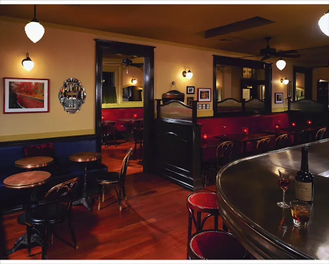 Underwood Bar and Bistro