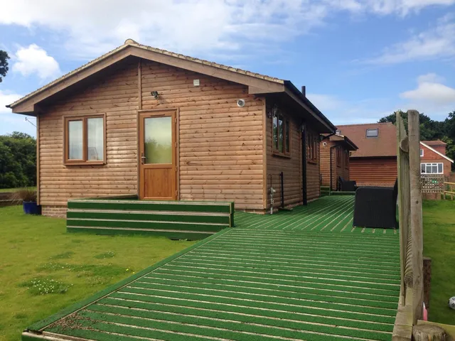 Oak Valley Lodges & Camping