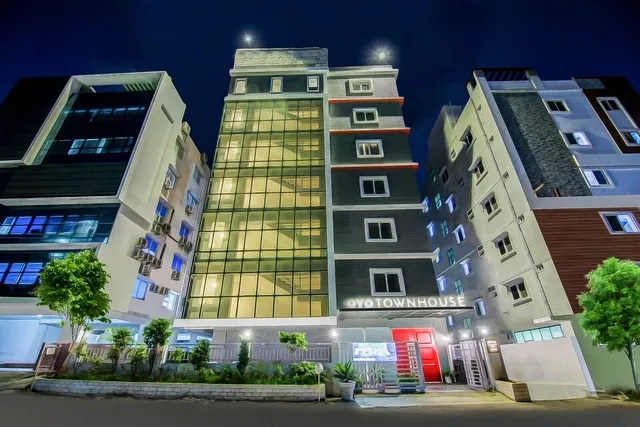 OYO Townhouse 034 -Halcyon Hitech City Road