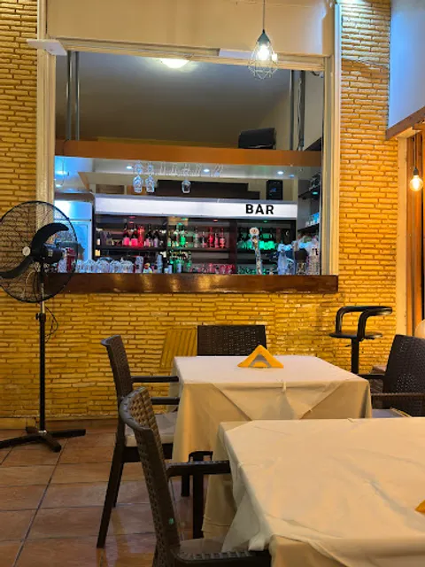 Apollon Restaurant Greek & International Cuisine