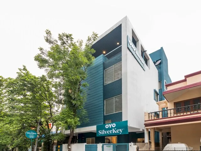 SILVERKEY FUSION STAYS