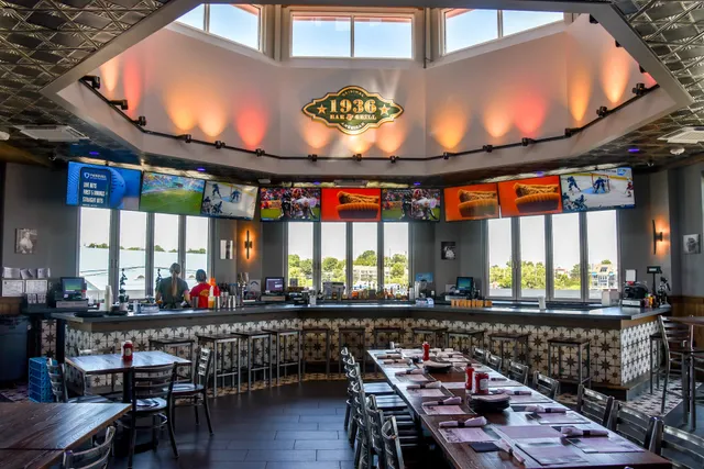 1936 Bar & Grill