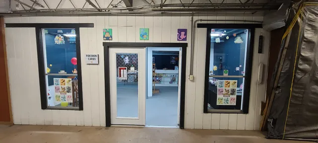 PokeKang Cards & Collectibles