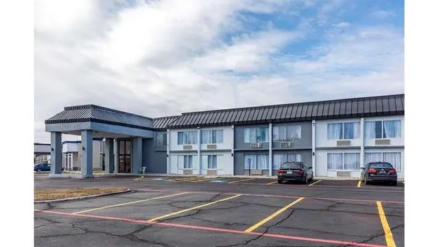 Quality Inn & Suites Sulphur Springs