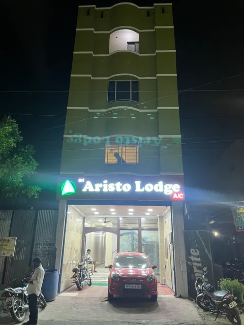 Sri Aristo Lodge A/c