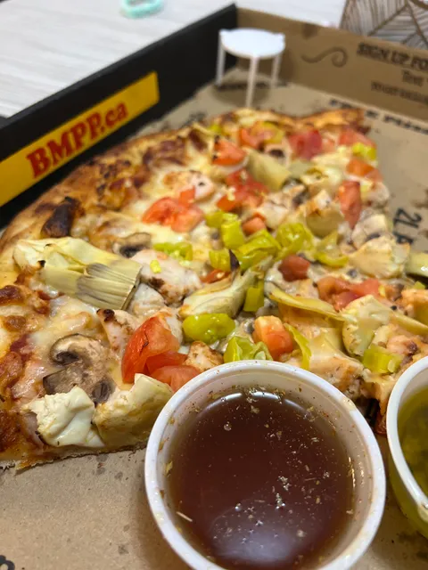 Big Mama's & Papa's Pizzeria - Milton