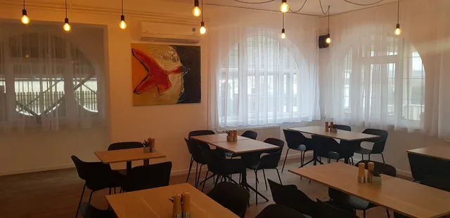 HBH Bajor Sörház, Étterem és Panzió