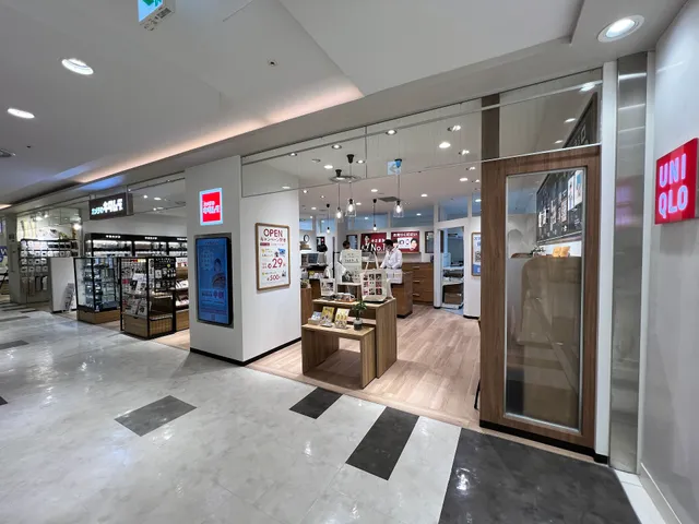 Kitamura Camera Tokyo atré Kameido