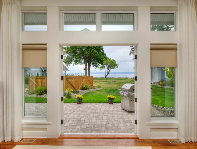 Qualicum Landing Luxury Beach Homes