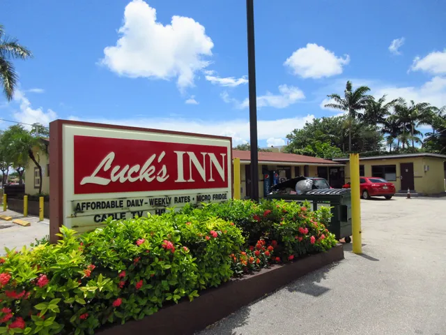 Luck's Inn