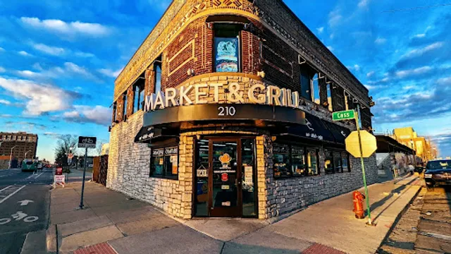 ZZ Market & Grill