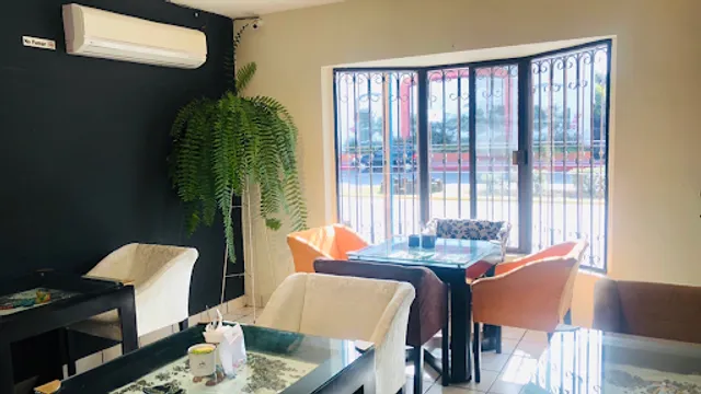 Alebrije, Café y Té.