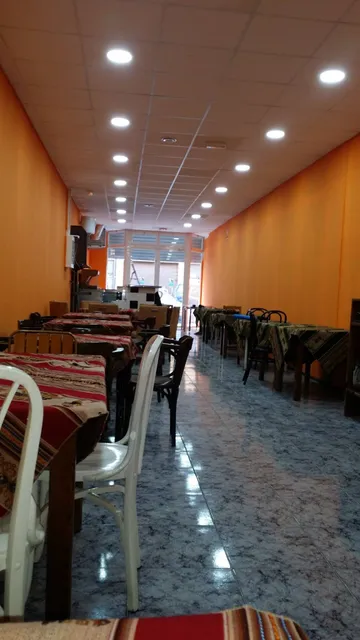 BAR RESTAURANTE ILLIMANI