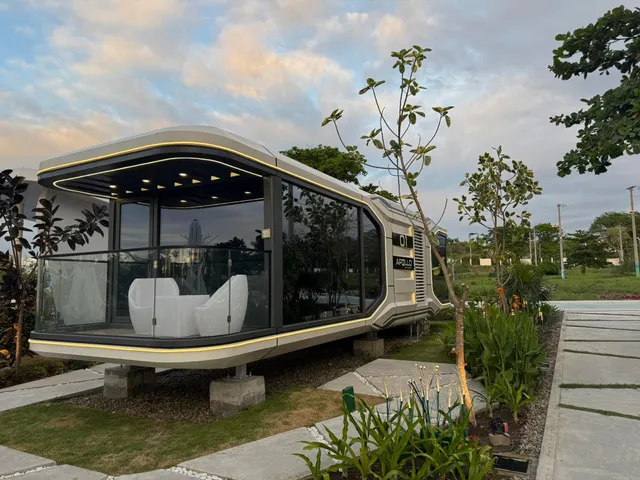 Apollo Aeropods (at CaSoBe)