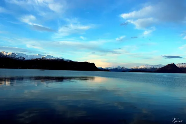 Vågen room and cottage rentals