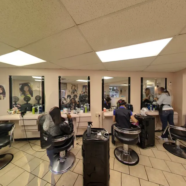 Christina’s hair salon