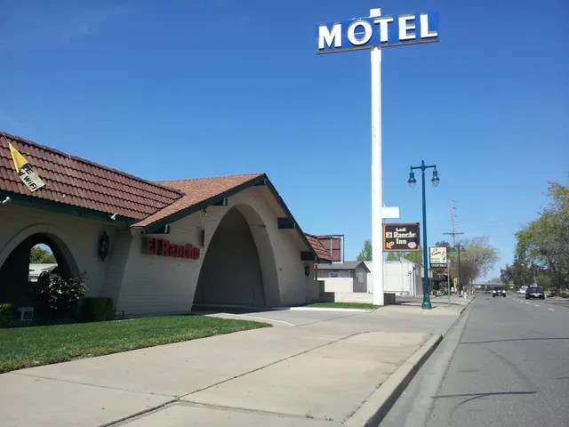 El Rancho Motel