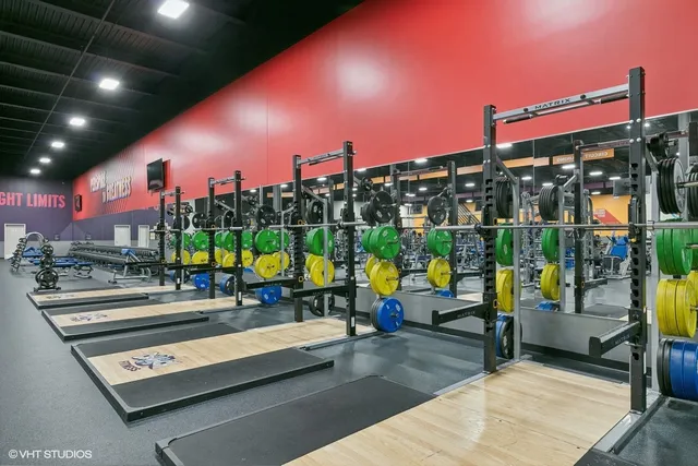 Crunch Fitness - Maple Grove
