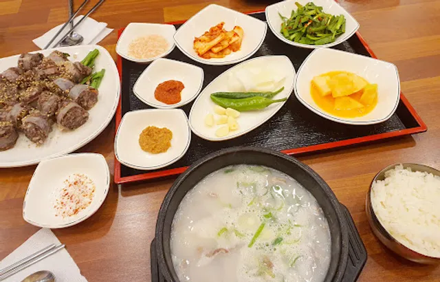 일품돼지국밥 상인점