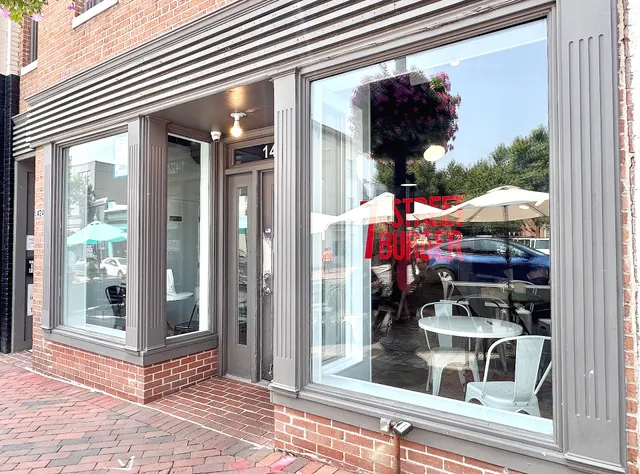 7th Street Burger Georgetown