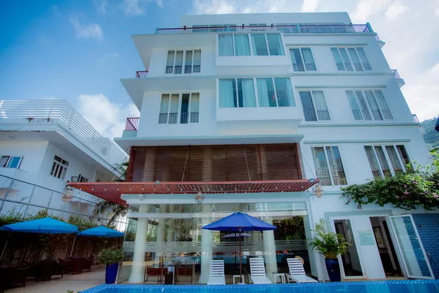 Sea Mountain Pool & Hotel