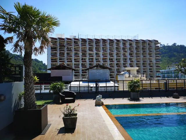 Platinum Hotel and Apartments