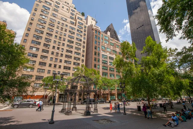 Dag Hammarskjöld Plaza