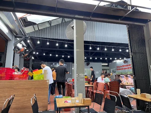 Quán Sò Huế (Ốc Huế) - Hoàng Văn Thụ