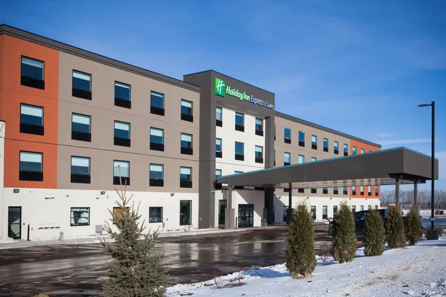 Holiday Inn Express & Suites Prince Albert - South by IHG