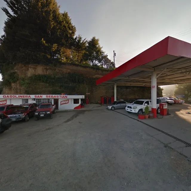 Restaurante Mar y Tierra- food , music