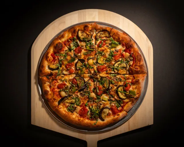 Vinny G's Pizza and Cocktails