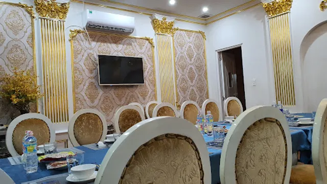 Tân Nam Hải Restaurant