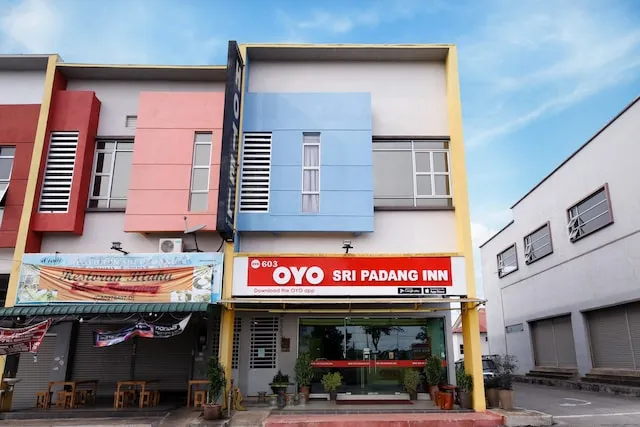 OYO 603 Sri Padang Inn