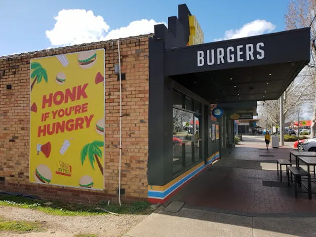 Truck Stop Deluxe - Burger Restaurant Werribee