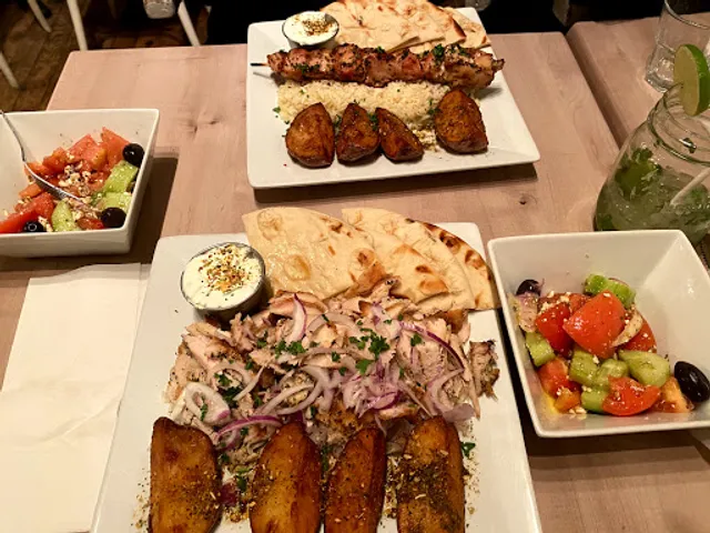 Restaurant Souvlaki 7 St-Sauveur