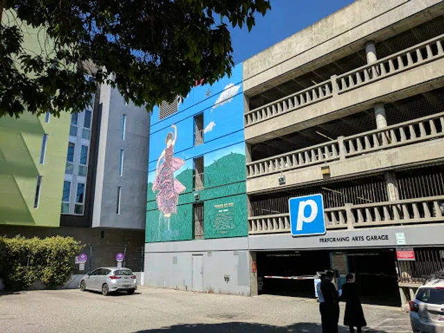 Performing Arts Garage - Lot #201